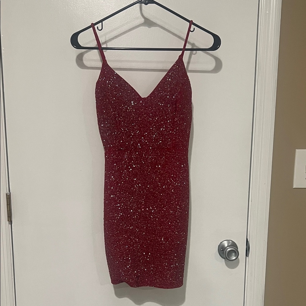 Windsor Elegant Red Glitter Dress